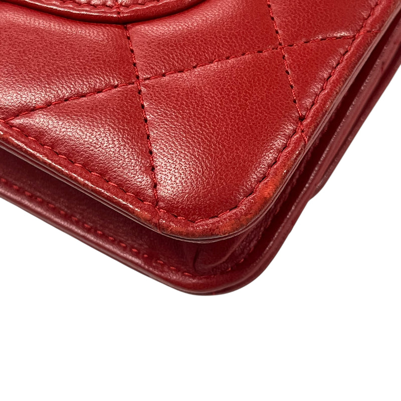 CHANEL Matelasse Chain Wallet Shoulder Bag - Red