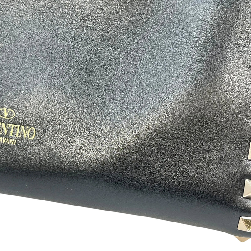 Valentino Garavani Rockstud Hand Bag Shoulder Bag - Black