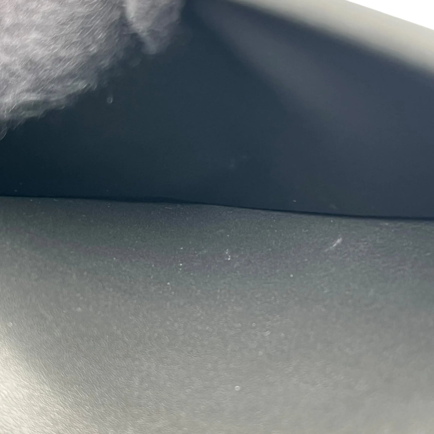 Louis Vuitton Vertical Monogram Taurillon Zippy Long Wallet - Black 