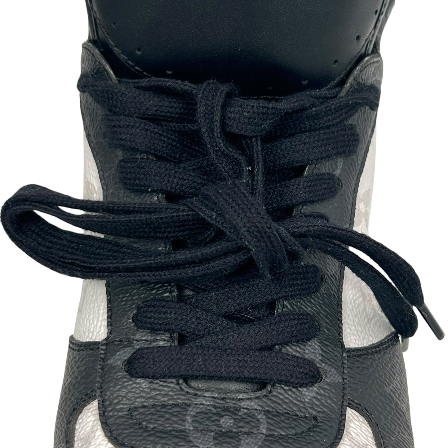 Louis Vuitton Rivoli Sneakers Men’s