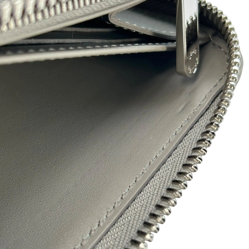 Louis Vuitton Monogram Mahina Long Wallet - Silver