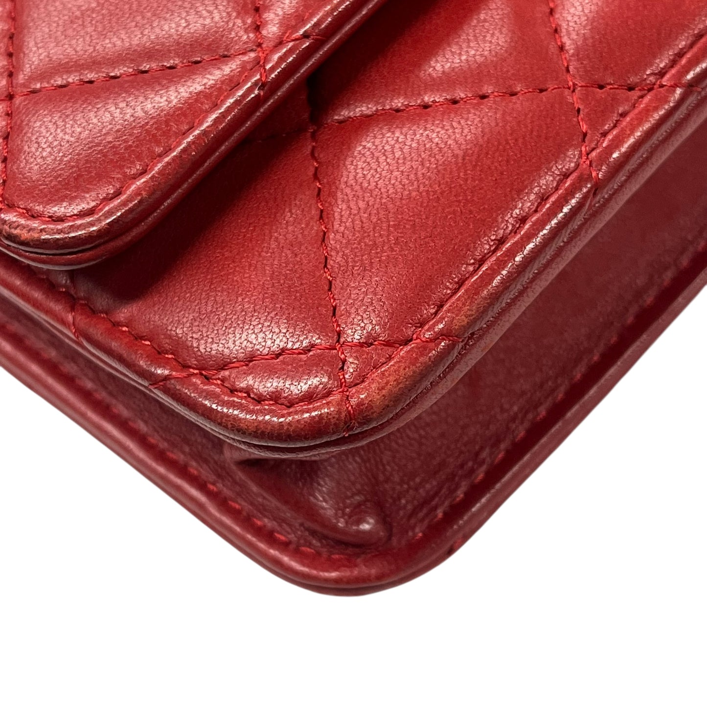 CHANEL Matelasse Chain Wallet Shoulder Bag - Red
