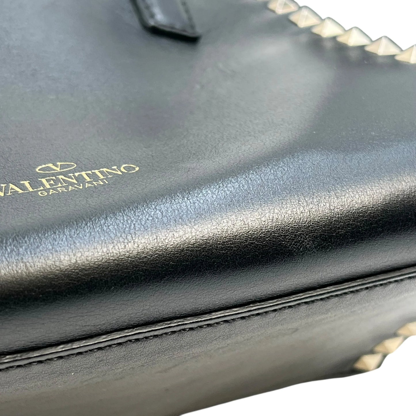 Valentino Garavani Rockstud Hand Bag Shoulder Bag - Black