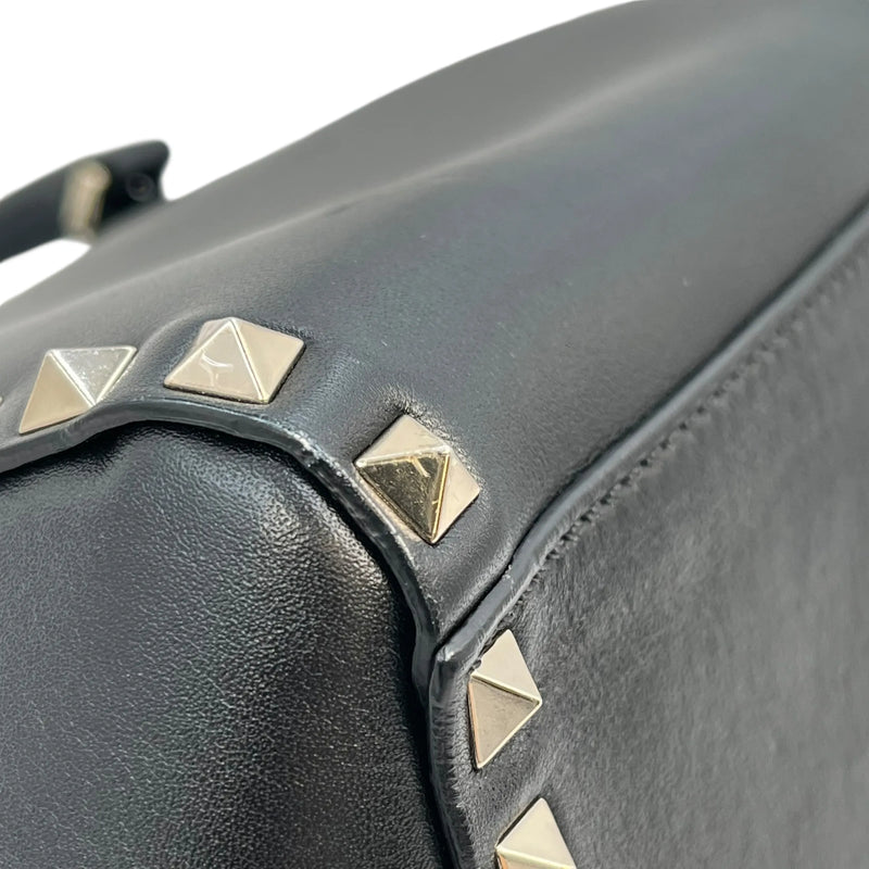 Valentino Garavani Rockstud Hand Bag Shoulder Bag - Black