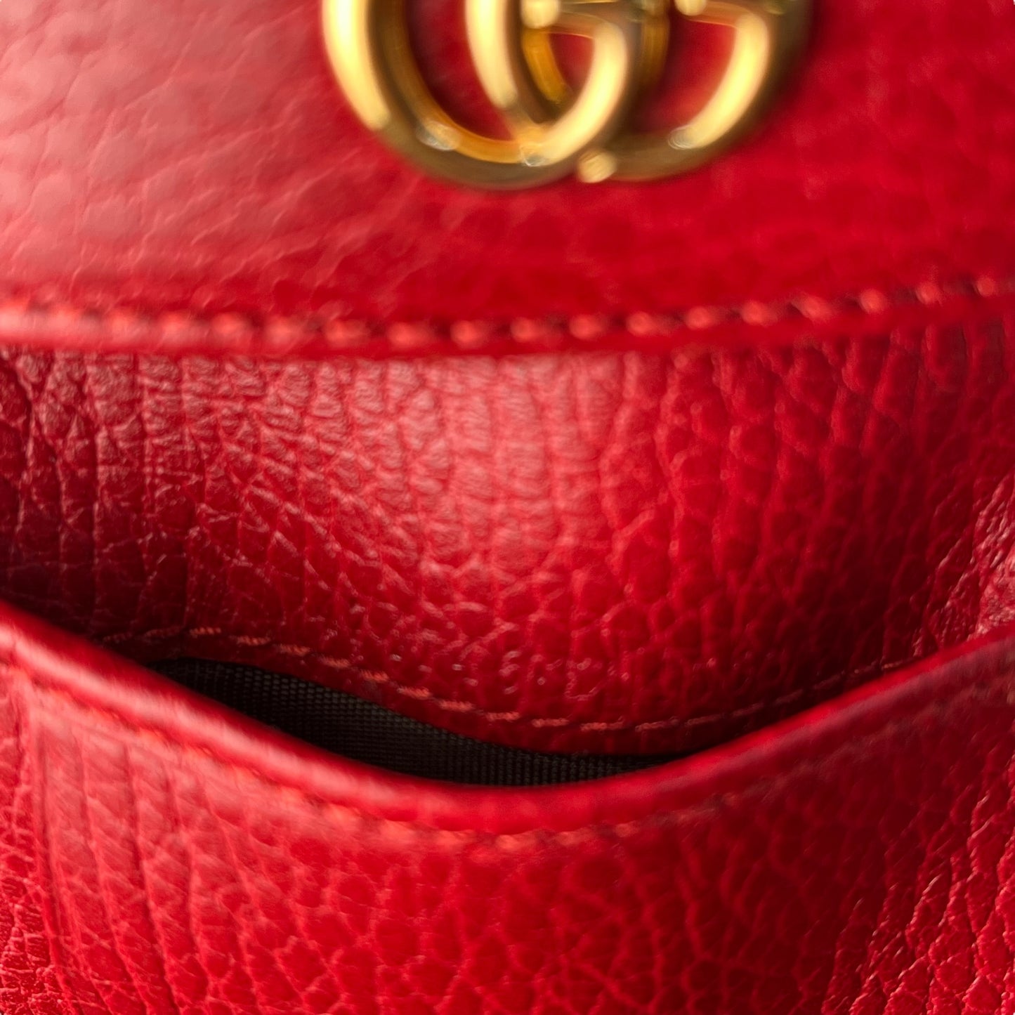 GUCCI GGmarmont Bi-fold wallet