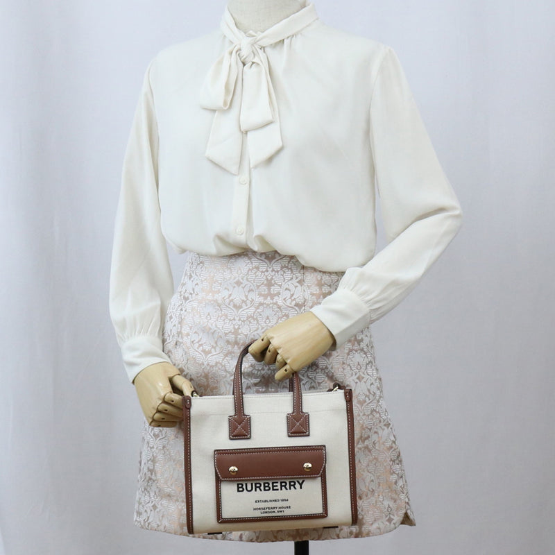 BURBERRY コットン ハンドバッグ ショルダーバッグ - ホワイト