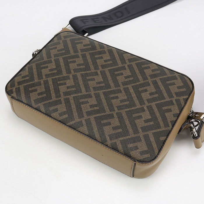 FENDI ダイアゴナル PVC レザー ショルダーバッグ - ダークブラウン