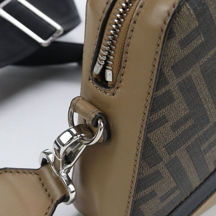 FENDI ダイアゴナル PVC レザー ショルダーバッグ - ダークブラウン